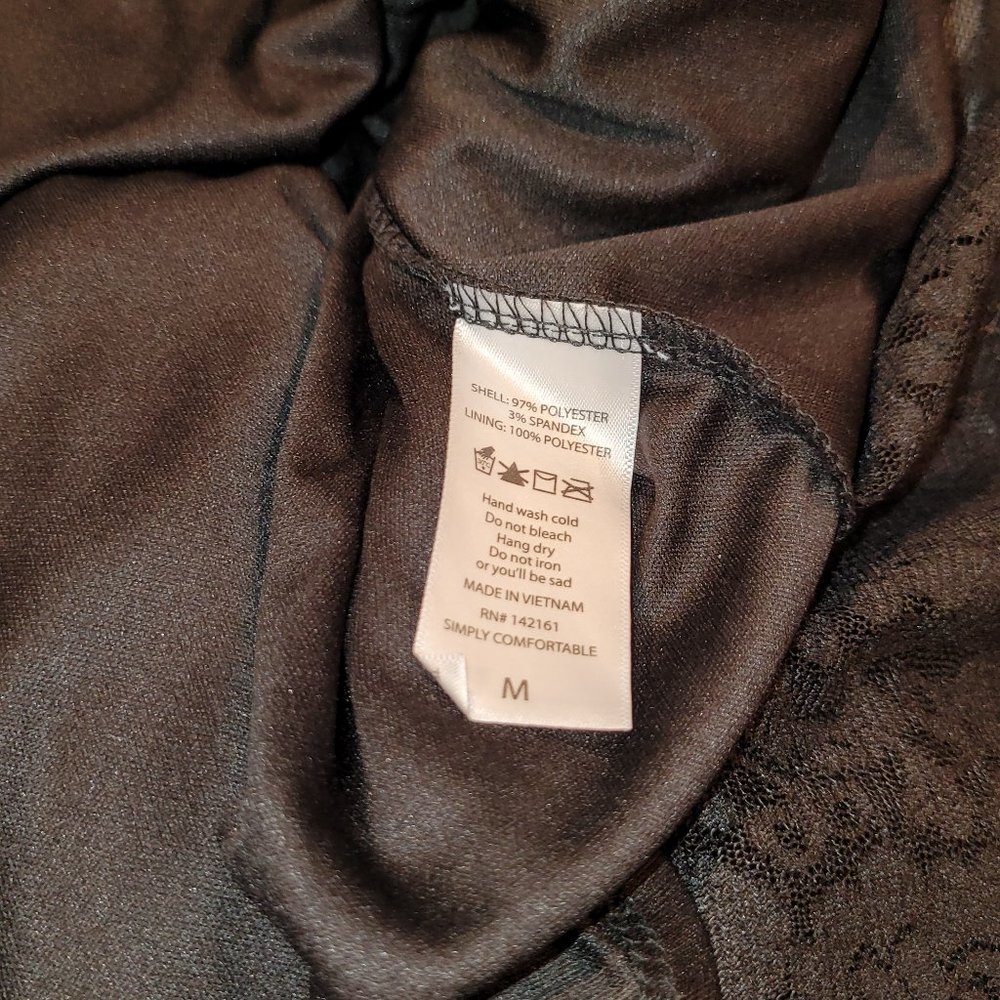 LuLaRoe Lola Skirt Medium M Black Lace A Line Mid Length - Picture 4 of 6
